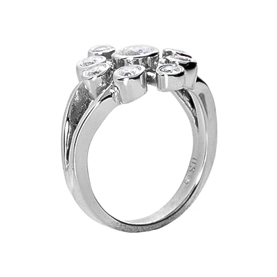 14K White Gold Diamond Right Hand Ring 0.69ct 3 14K White Gold Diamond Right Hand Ring 0.69ct - Image 3