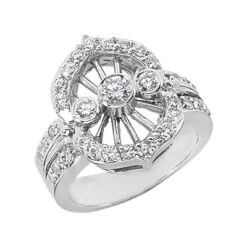 14K White Gold Right Hand Ladies Diamond Ring 0.80ct