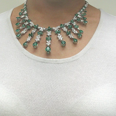 18K White Gold Diamond & Emerald Necklace 13.31dtw 28.52etw 3 18K White Gold Diamond & Emerald Necklace 13.31dtw 28.52etw - Image 3