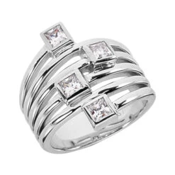 18K White Gold Diamond Right Hand Ring 0.68ct