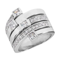 18K White Gold Right Hand Diamond Ladies Ring 1.16ct
