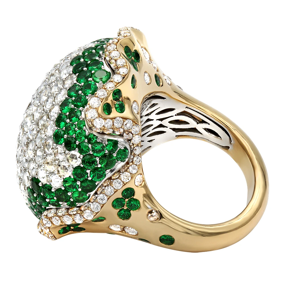 18K Yellow Gold Womens Statement Ring Unique 11 Carat Diamond Emerald Ladies Ring 4 18K Yellow Gold Womens Statement Ring Unique 11 Carat Diamond Emerald Ladies Ring - Image 4