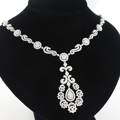Designer Diamond Flower Necklace 14.88ct 18K White Gold 3 Designer Diamond Flower Necklace 14.88ct 18K White Gold - Image 3