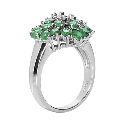 Ladies Diamond And Emerald Ring 14K White Gold 0.24ctd 4.40ct 3 Ladies Diamond And Emerald Ring 14K White Gold 0.24ctd 4.40ct - Image 3