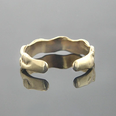Thin Solid 14K Yellow Gold Toe Ring Bamboo Motif 2 Thin Solid 14K Yellow Gold Toe Ring Bamboo Motif - Image 2