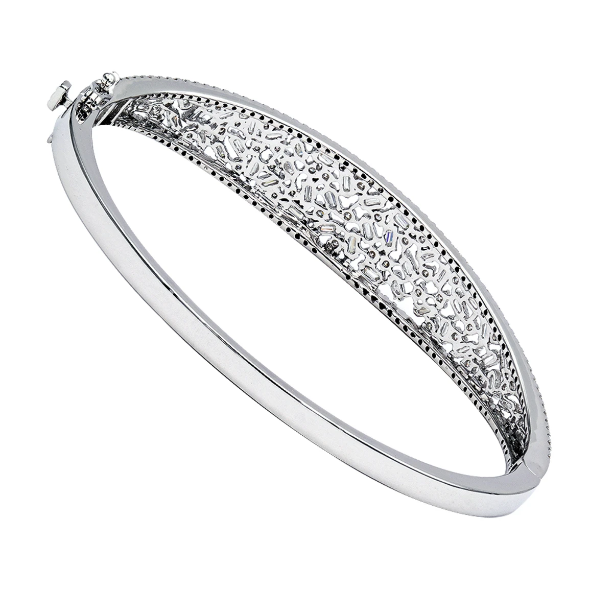 Unique 14K White Gold Baguette & Round Diamond Bangle Bracelet For Women 3 Carat 4 Unique 14K White Gold Baguette & Round Diamond Bangle Bracelet For Women 3 Carat - Image 4