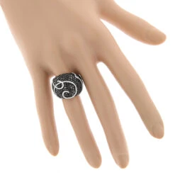 Ladies Black And White Diamond Cocktail Ring 3ct 18K White Gold -Urban Jewels Shop ladies black and white diamond cocktail ring 3ct 18k p 48226bod