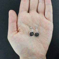 Urban Jewels Shop -Urban Jewels Shop ladies circle earrings with black and white diamonds 060ct 14k gold 2