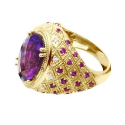 Large Amethyst Cocktail Ring With Diamonds And Pink Sapphires 18K Yellow Gold -Urban Jewels Shop large amethyst cocktail ring with diamonds and pink sapphires 18k gold backye