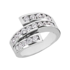 Platinum Round Diamond Ladies Ring 0.90ct 14.1mm